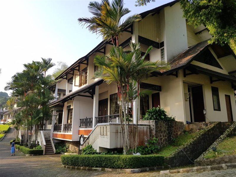 Gunung Geulis Cottages Managed By Royal Tulip Bogor Exterior foto